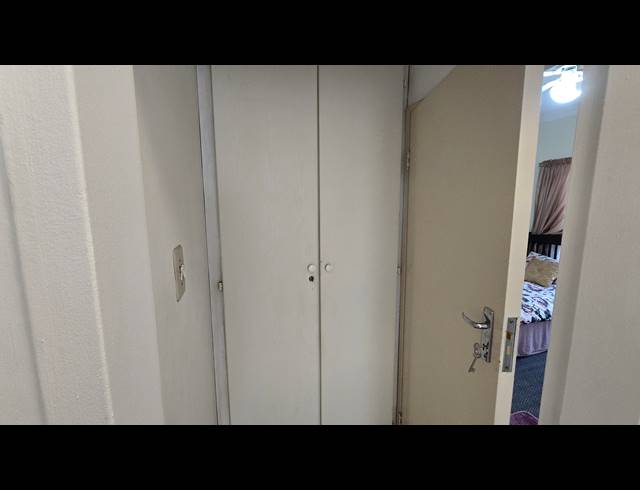 3 BEDROOM FREEHOLD FOR SALE IN SOUTH CREST